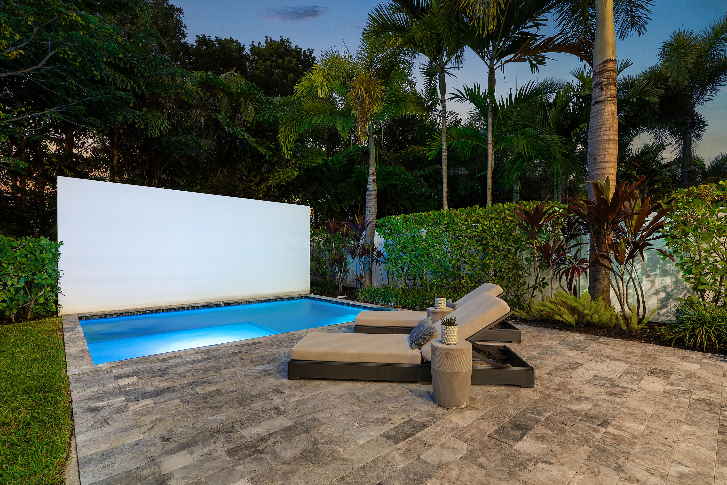 7 ON 7 PLAT - Residential