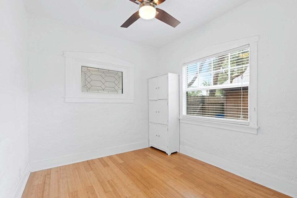 LAKE WORTH TOWN OF - Residential