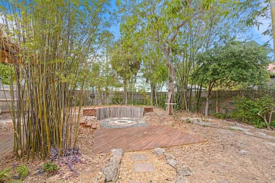 LAKE WORTH TOWN OF - Residential