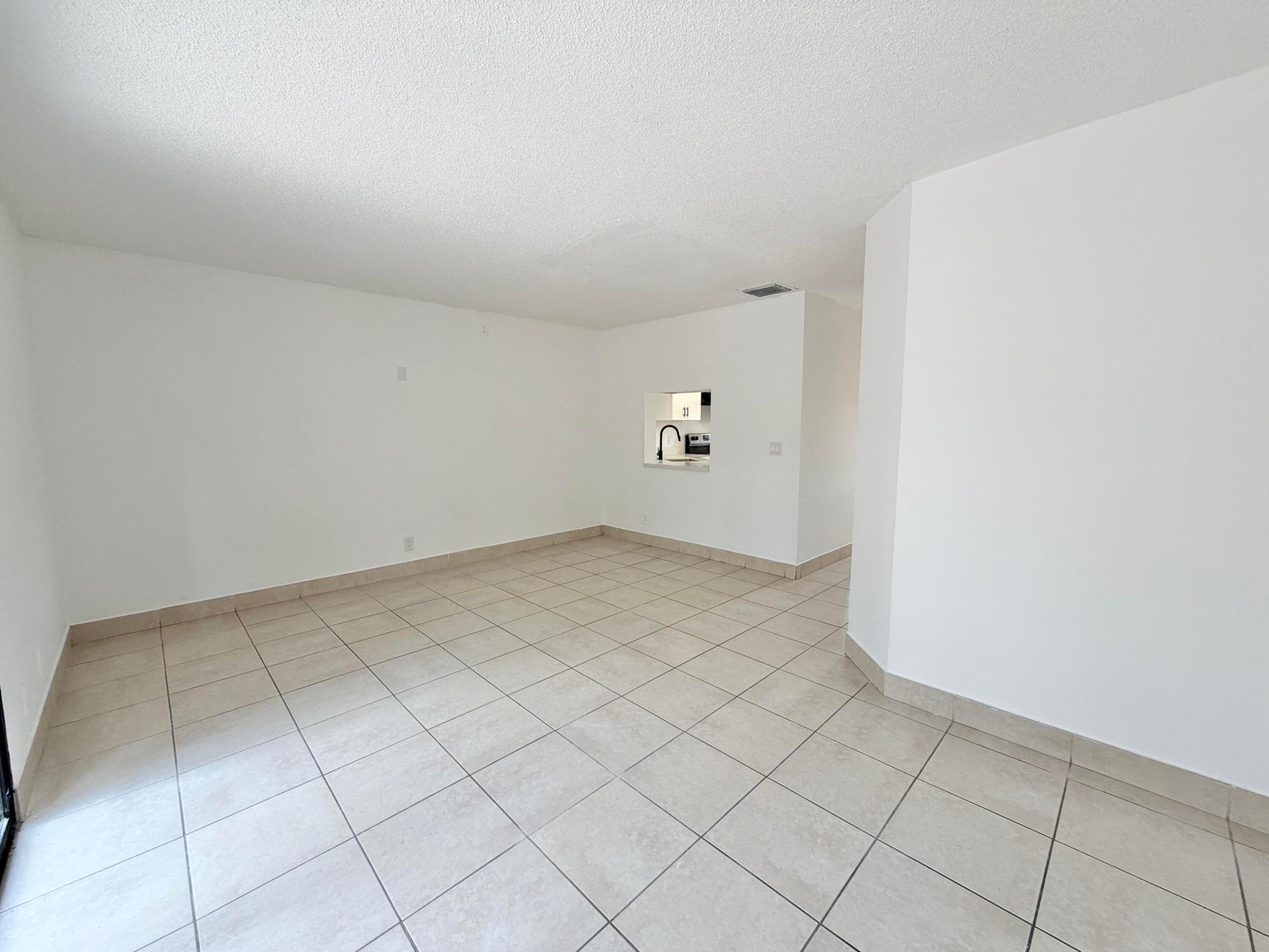 SOCIETY HILL CANNONGATE PL #5 - Residential Lease