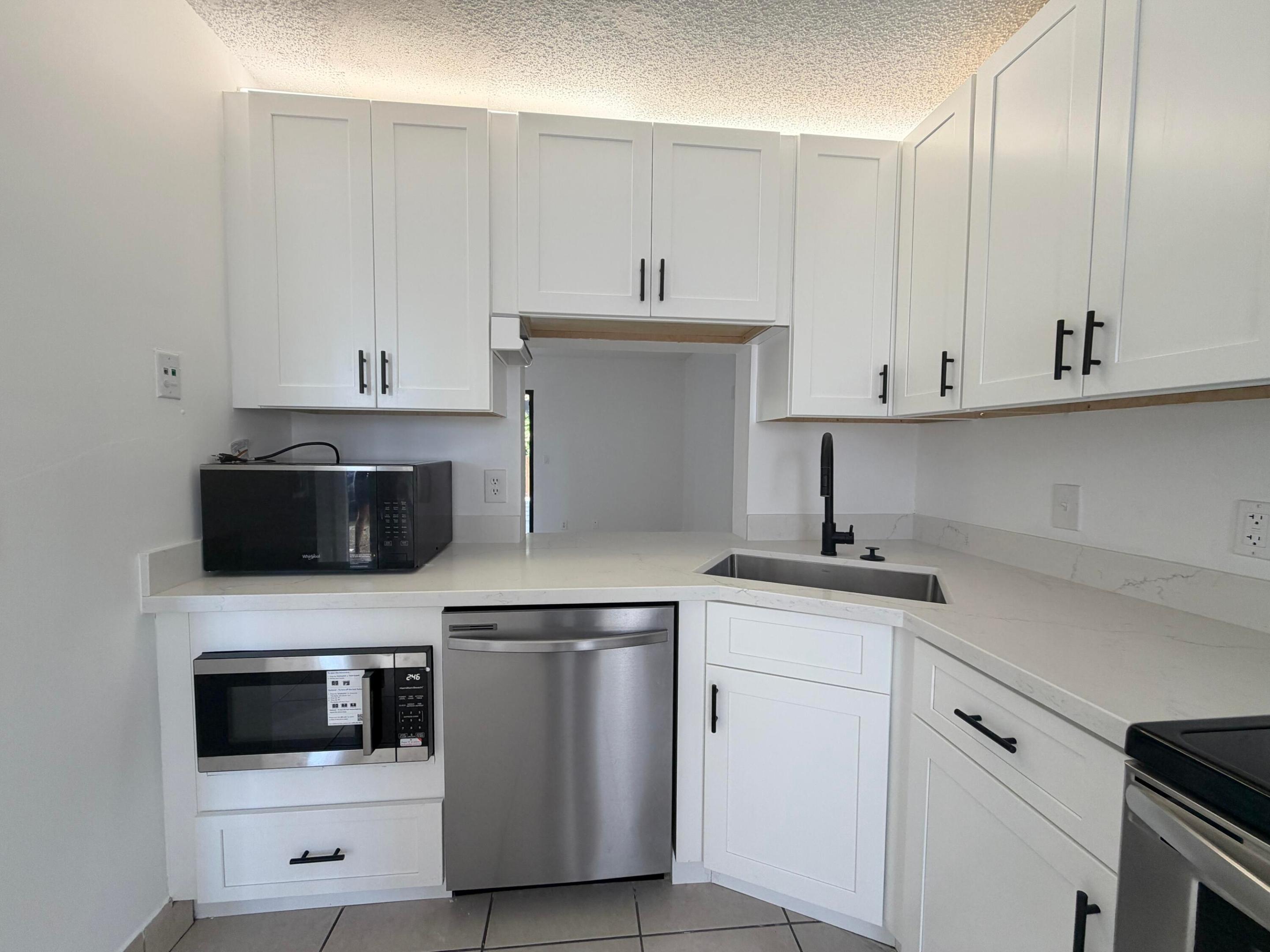 SOCIETY HILL CANNONGATE PL #5 - Residential Lease