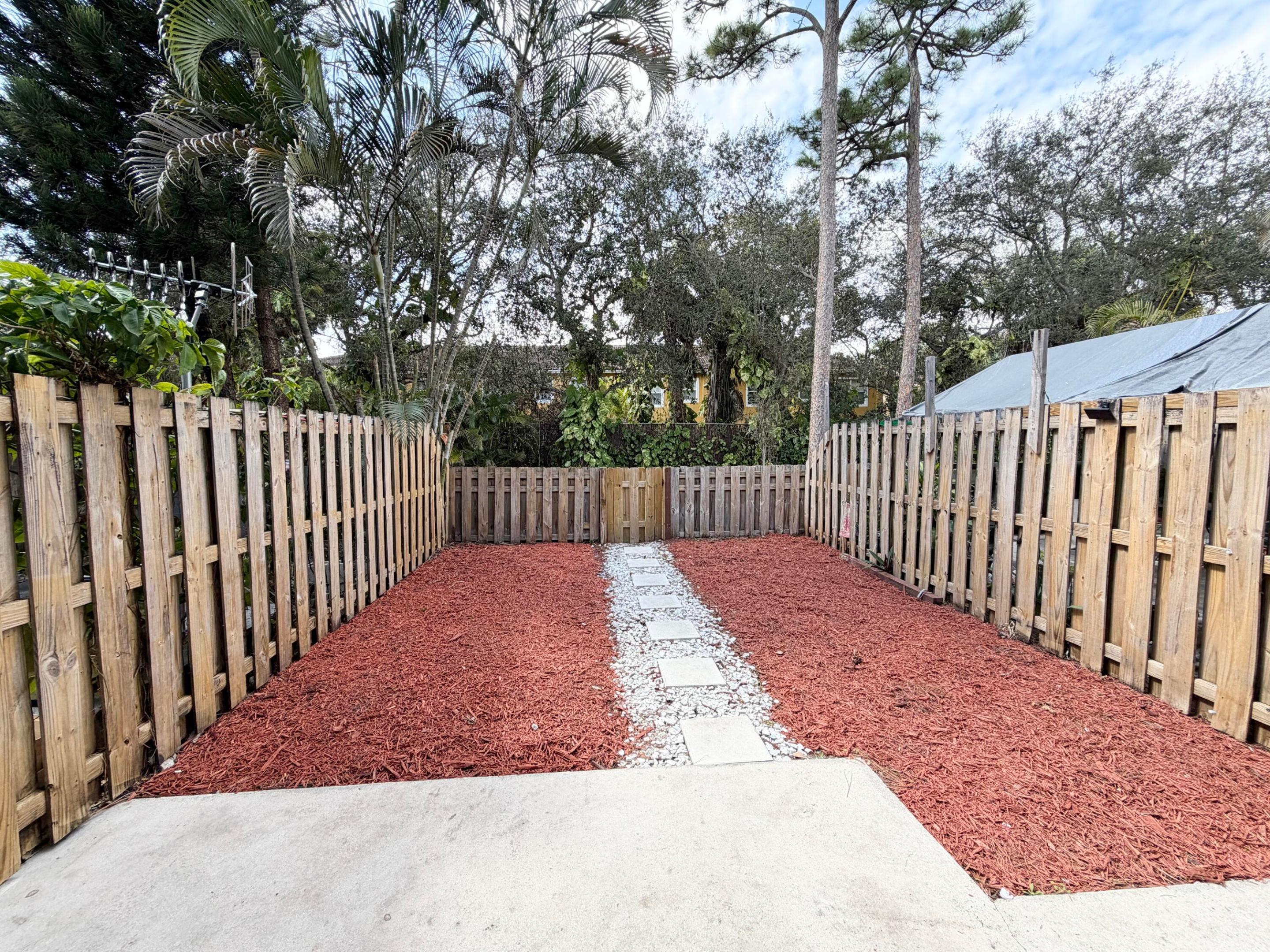 SOCIETY HILL CANNONGATE PL #5 - Residential Lease