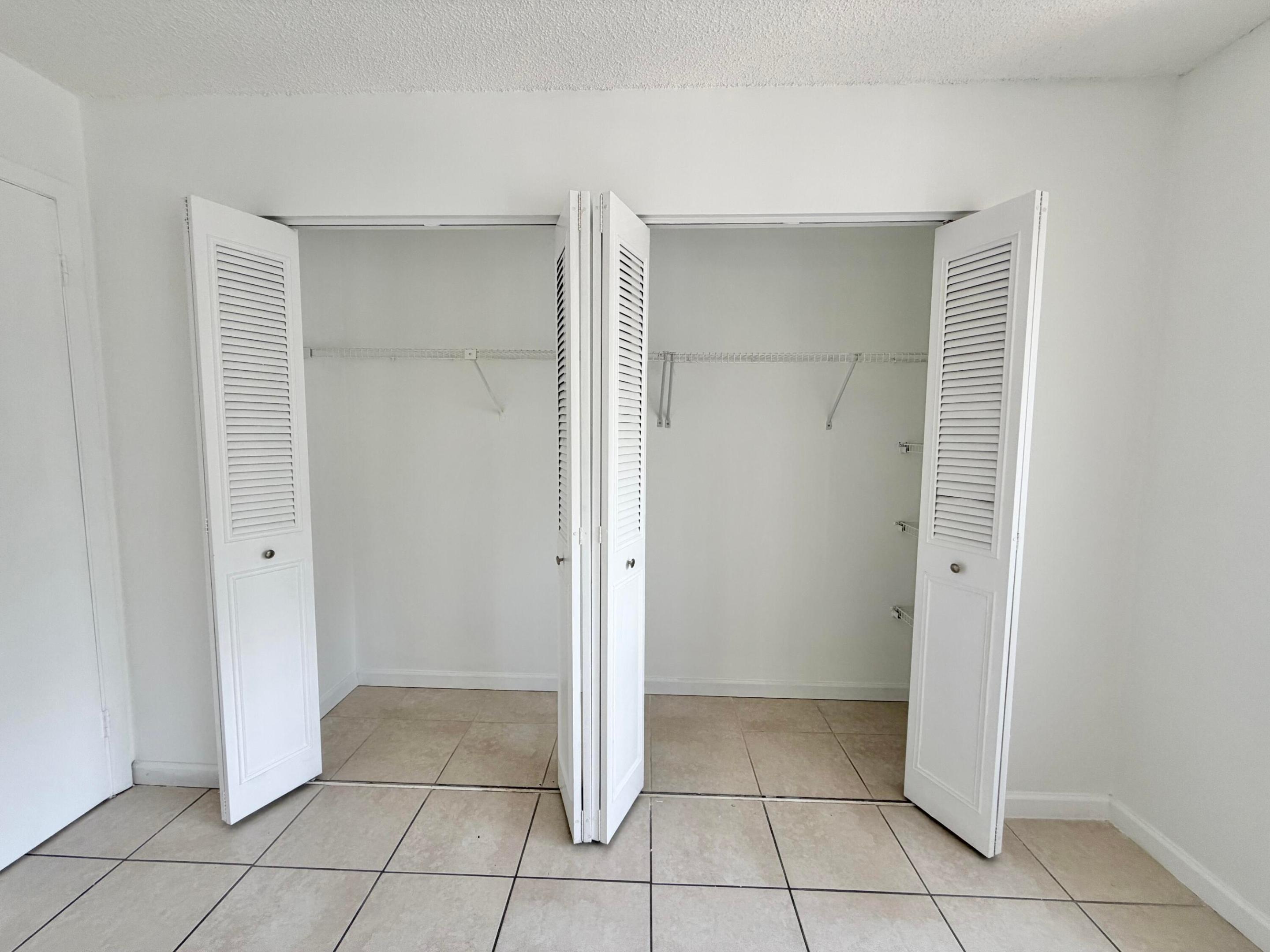 SOCIETY HILL CANNONGATE PL #5 - Residential Lease