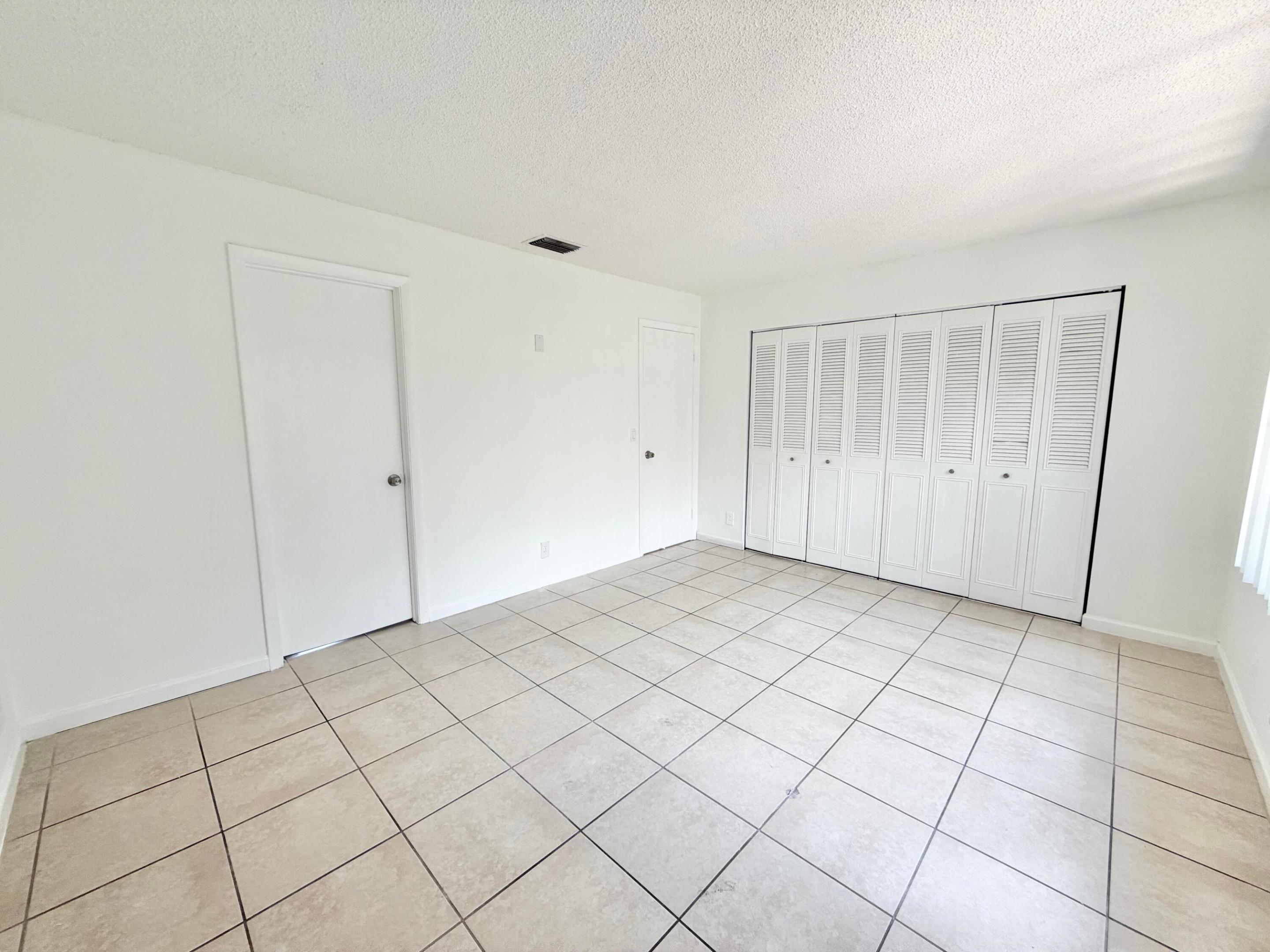 SOCIETY HILL CANNONGATE PL #5 - Residential Lease