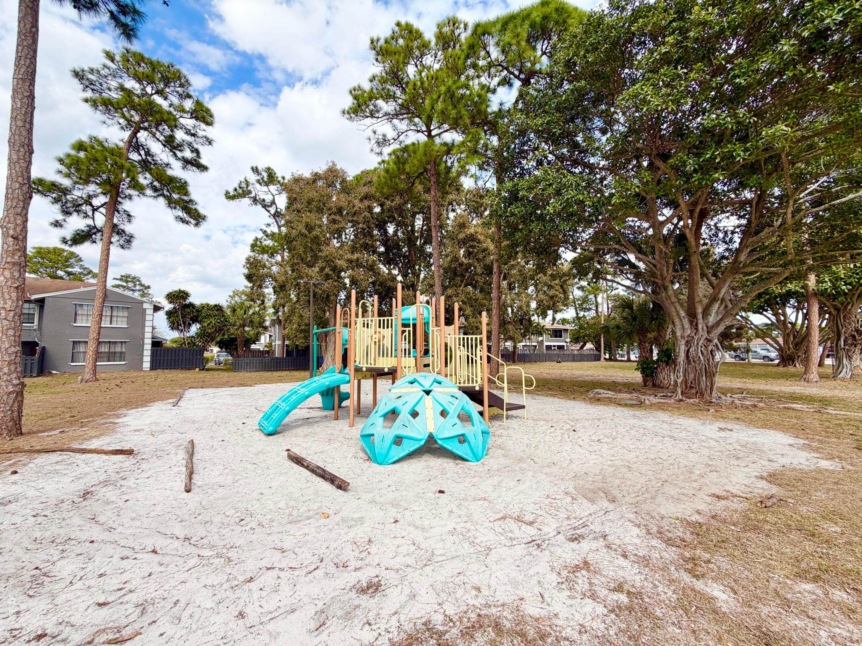 SOCIETY HILL CANNONGATE PL #5 - Residential Lease