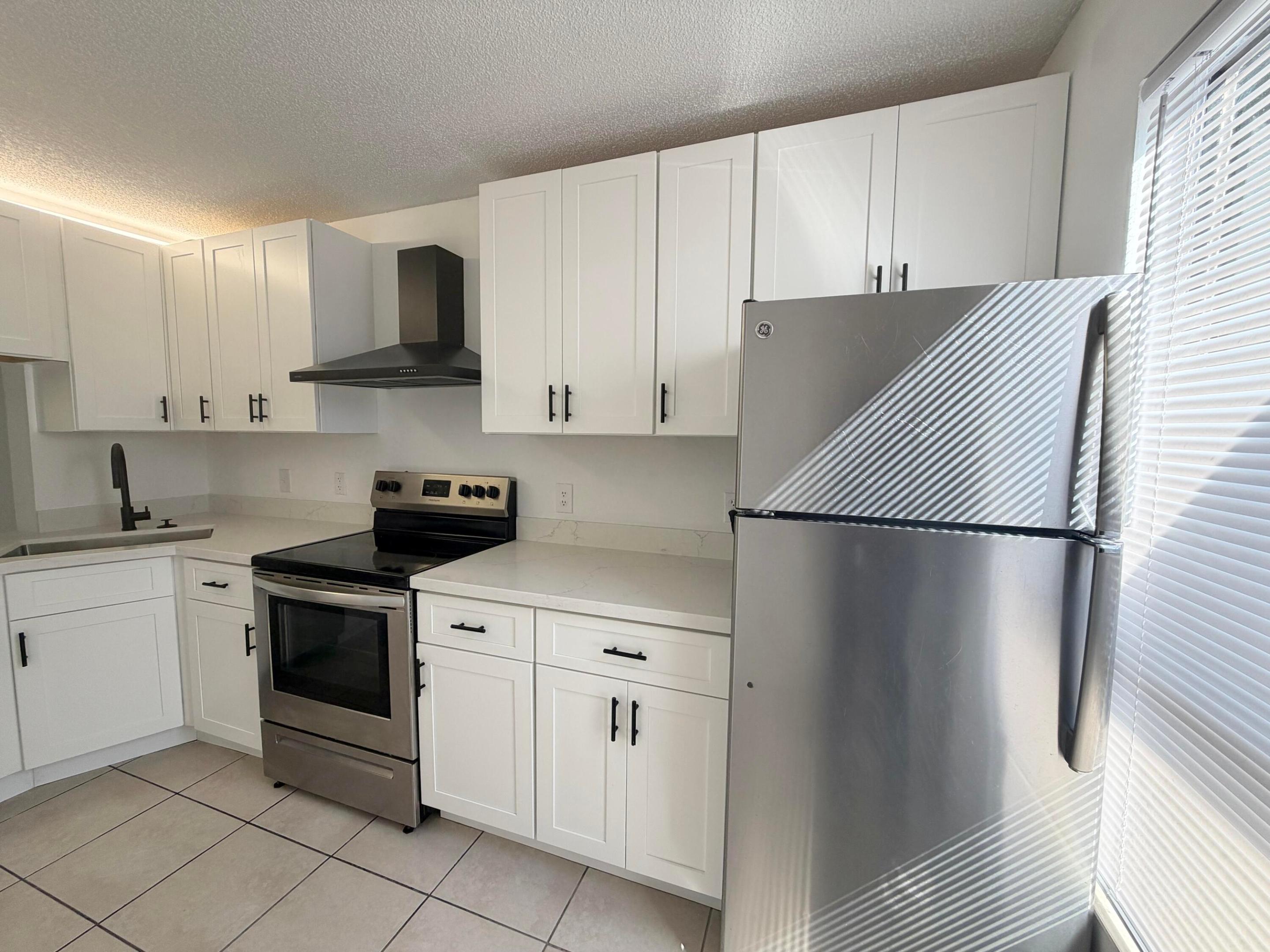 SOCIETY HILL CANNONGATE PL #5 - Residential Lease