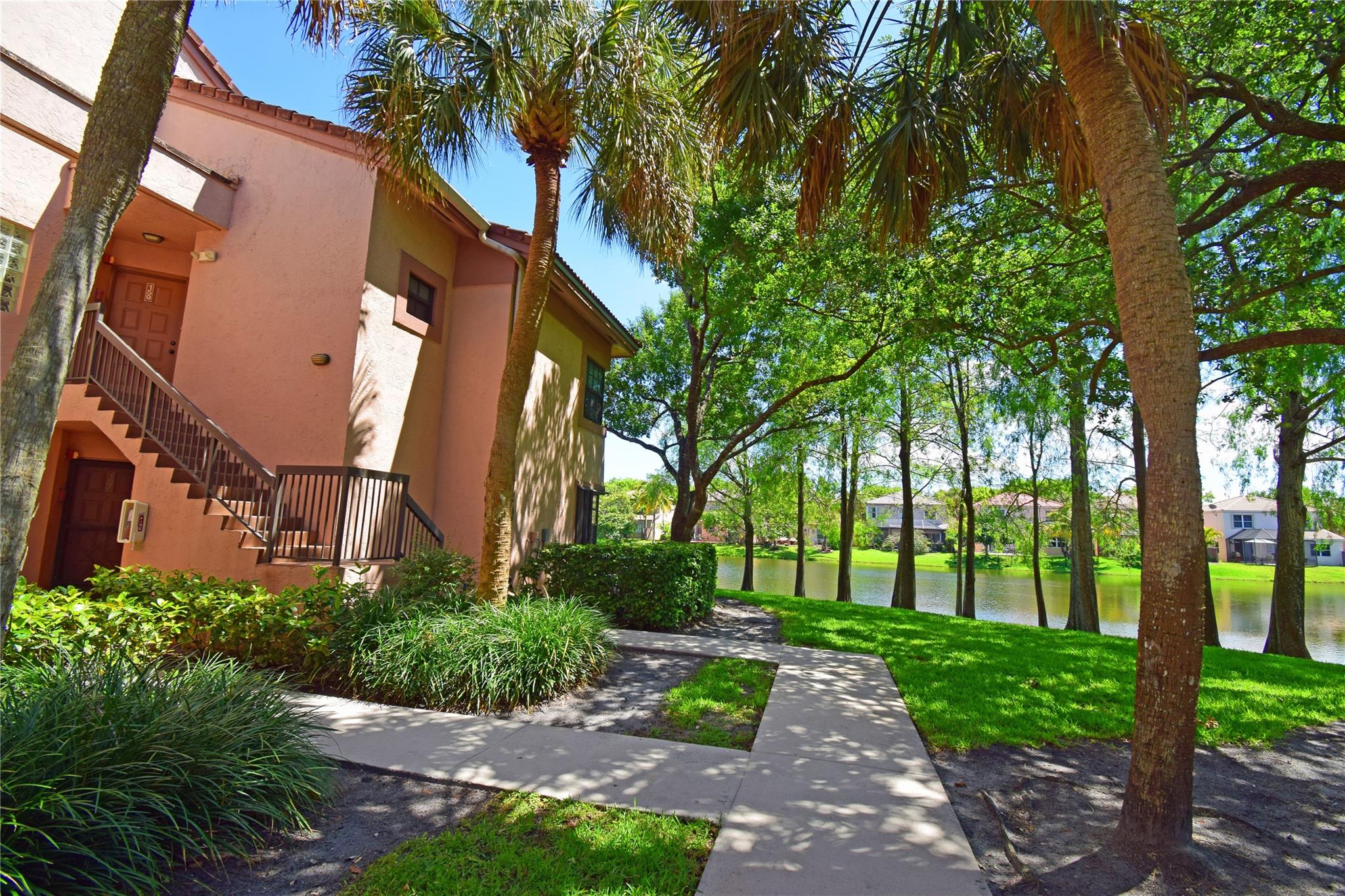 10700 NW 14th St 157