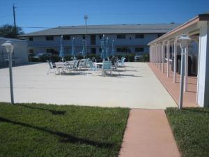 TEQUESTA GARDEN CONDO 5 - Residential