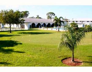 TEQUESTA GARDEN CONDO 5 - Residential