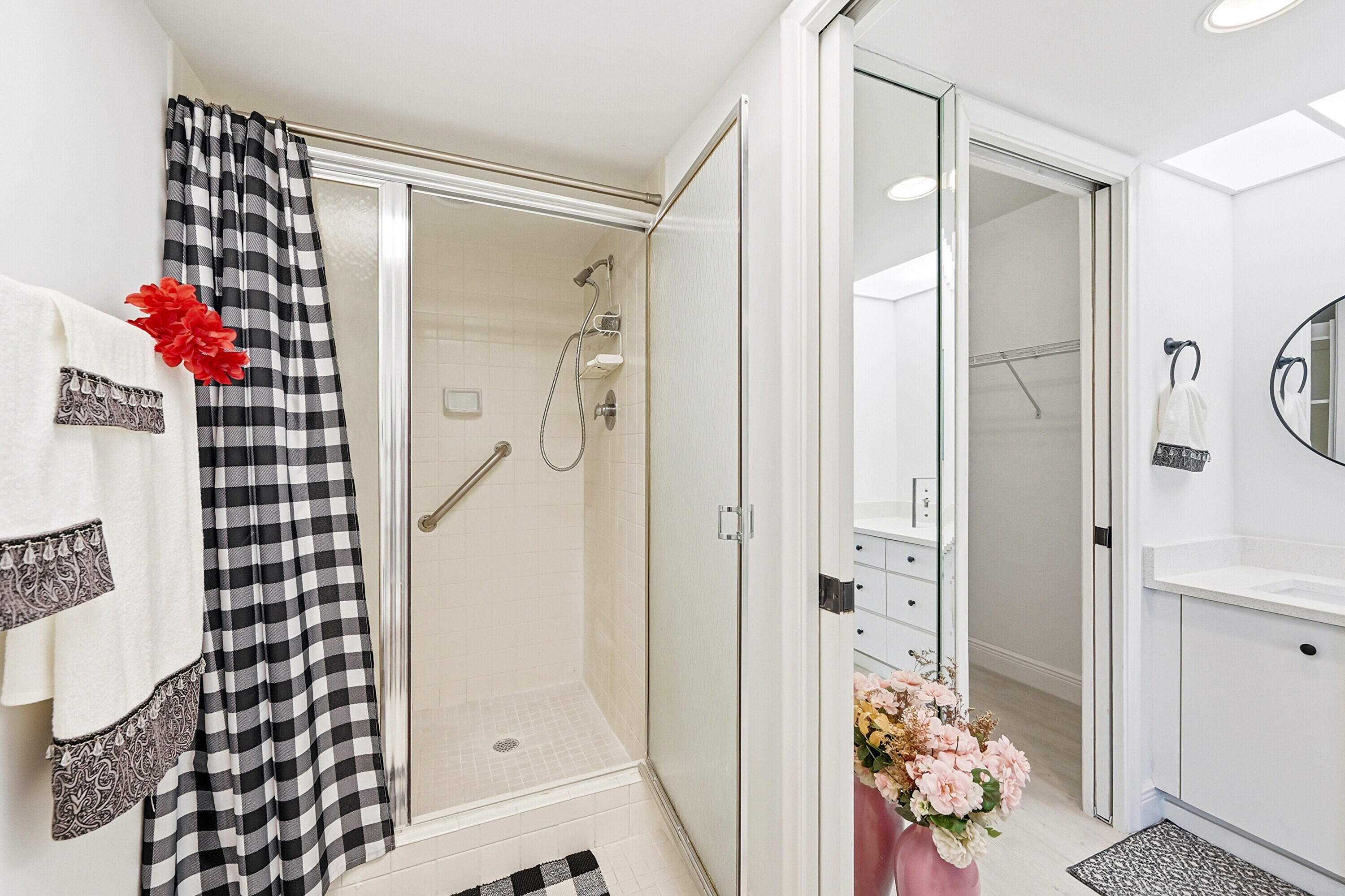 ABACO VILLAGE B CONDO - Residential