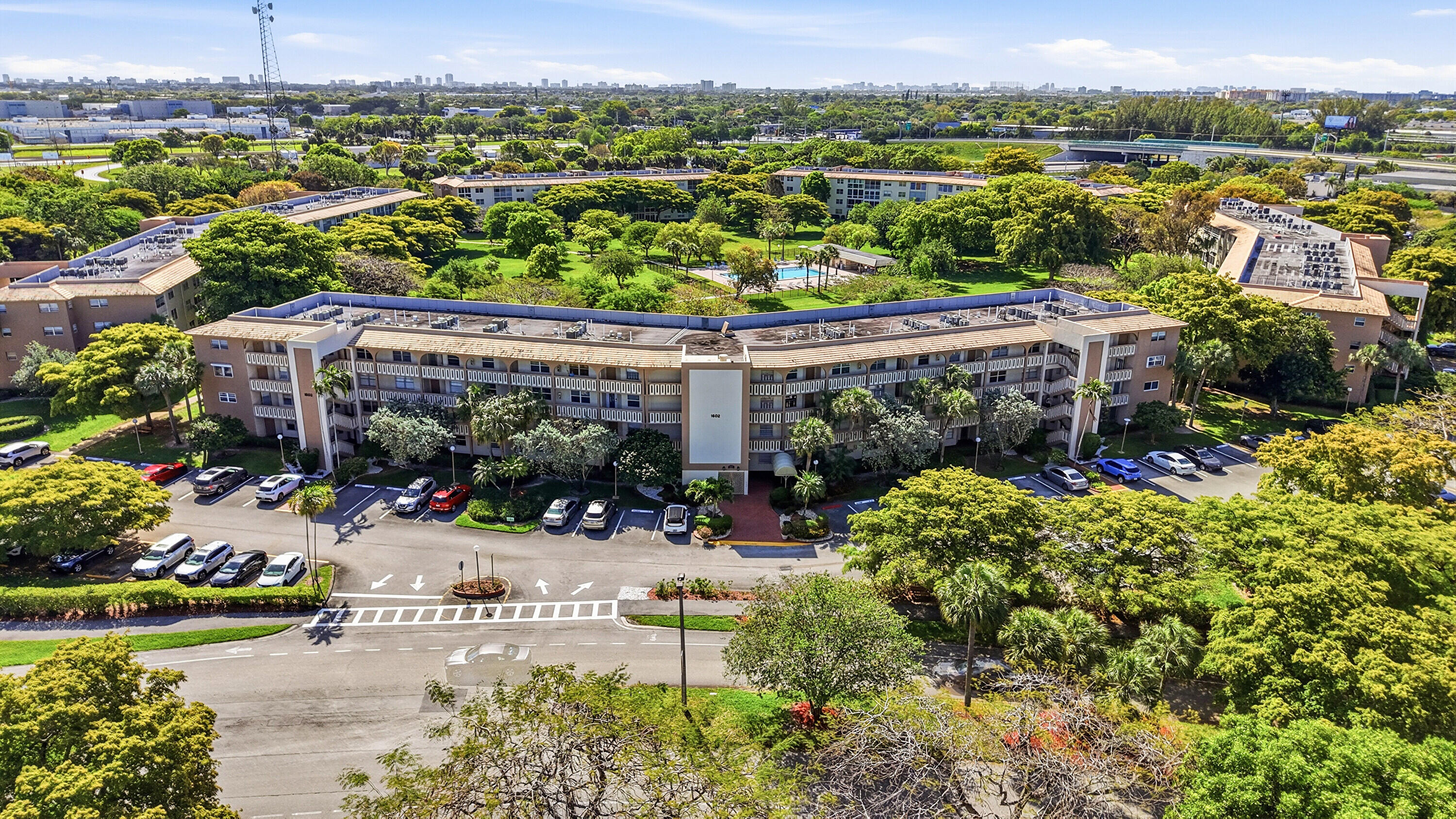 ABACO VILLAGE B CONDO - Residential