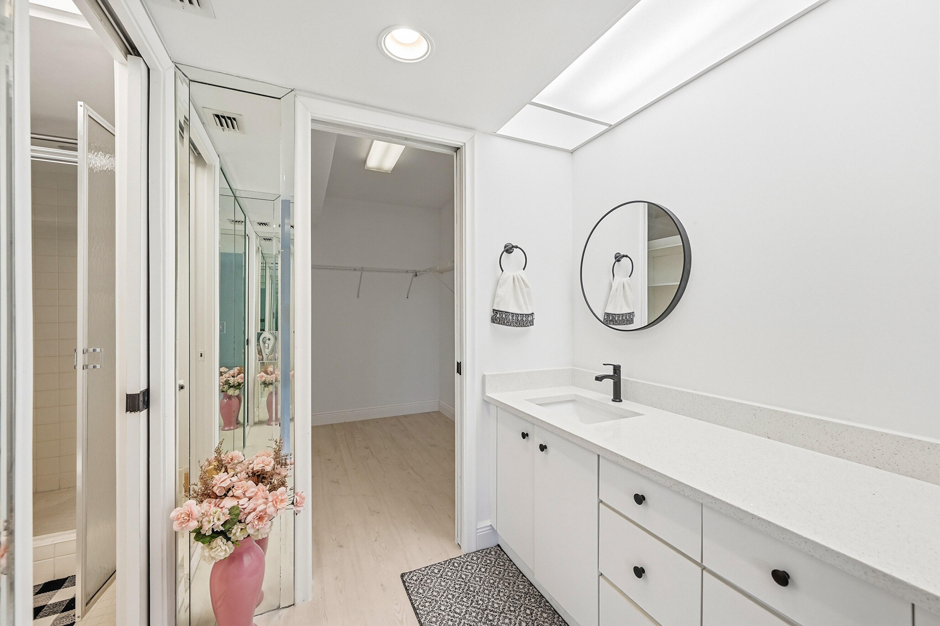 ABACO VILLAGE B CONDO - Residential