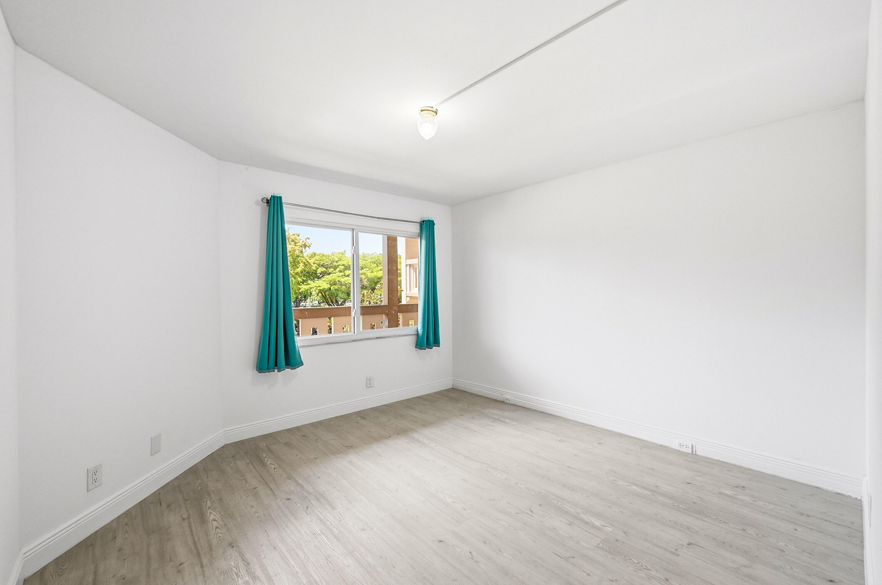 ABACO VILLAGE B CONDO - Residential