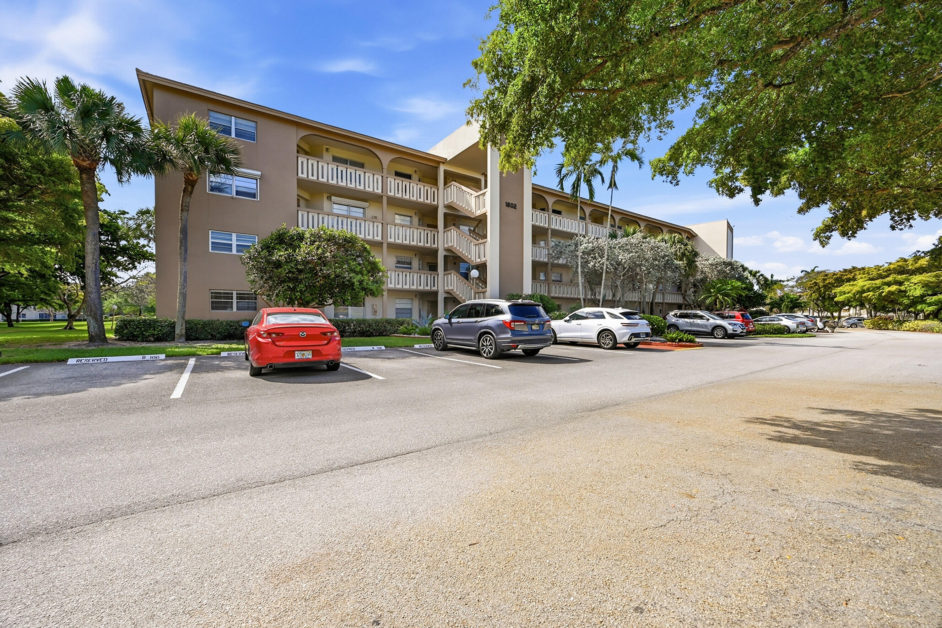 ABACO VILLAGE B CONDO - Residential