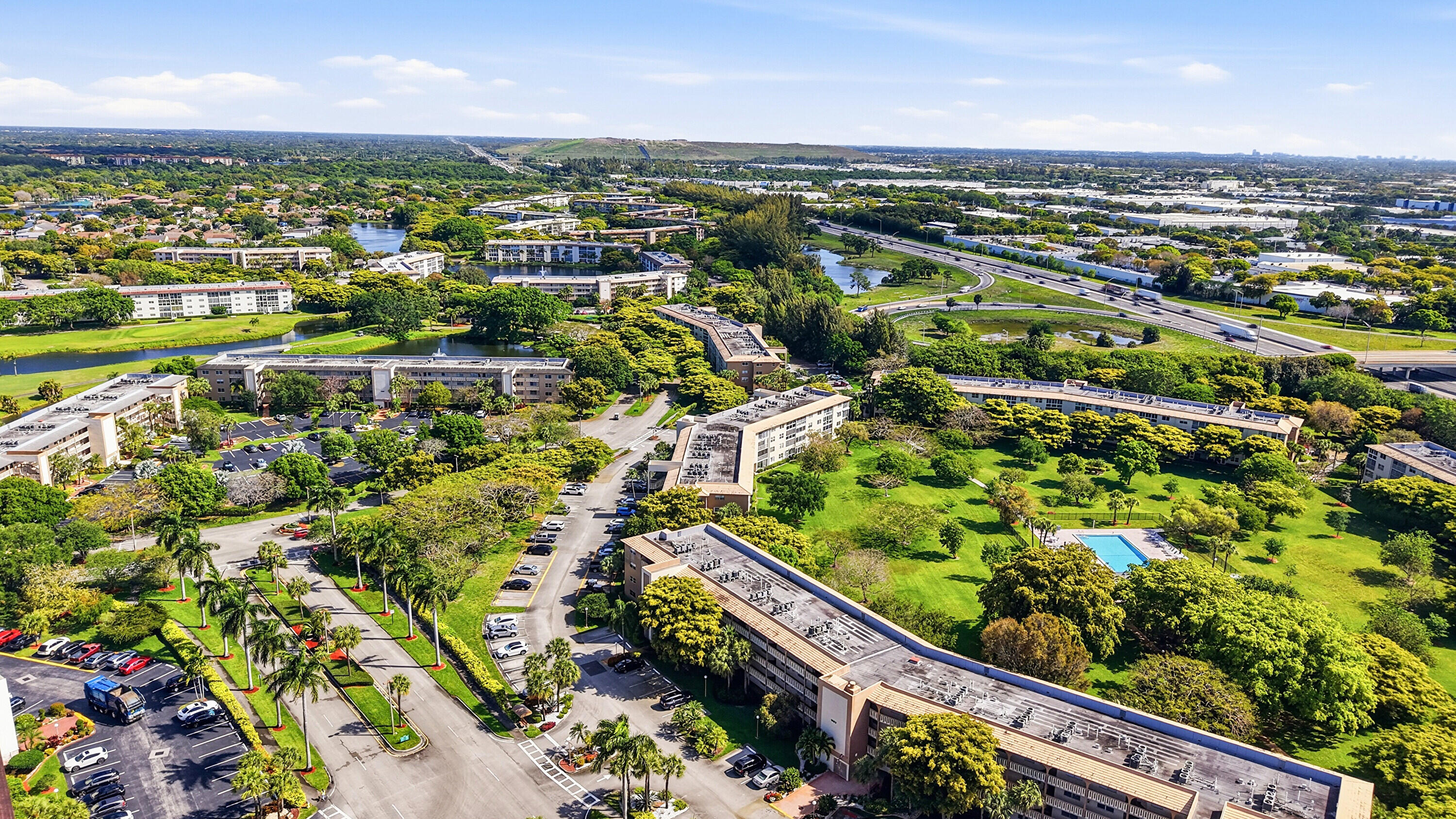 ABACO VILLAGE B CONDO - Residential