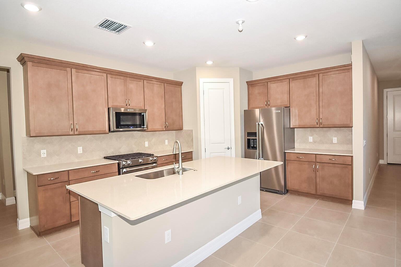 12546 Triumph Lane