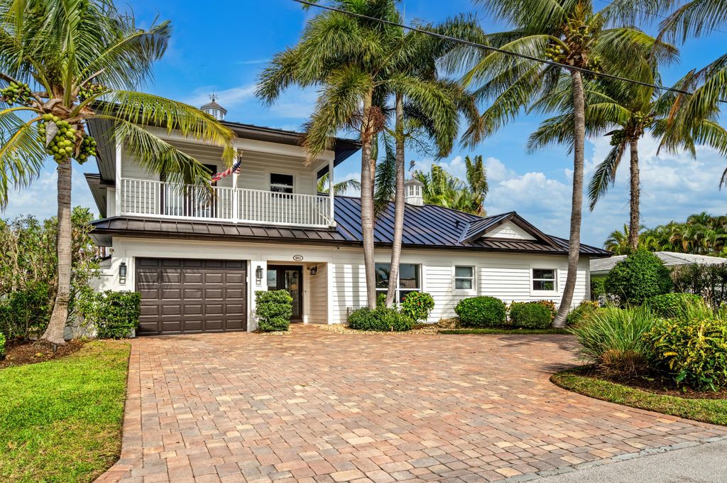 Photo of 681 NE Harbour Drive, Boca Raton, FL 33431 (MLS # R10952662)