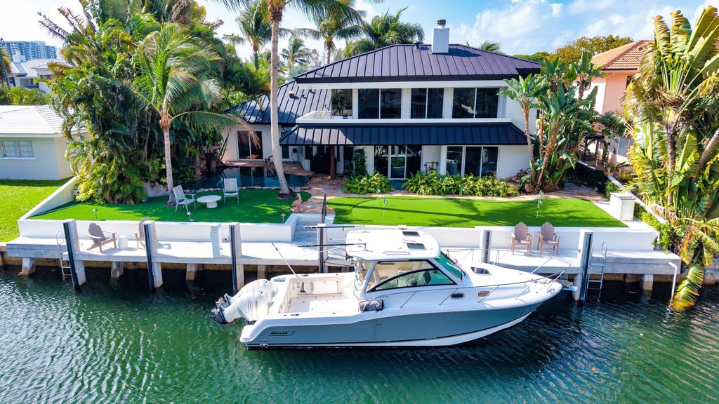 Photo of 681 NE Harbour Drive, Boca Raton, FL 33431 (MLS # R10952662)