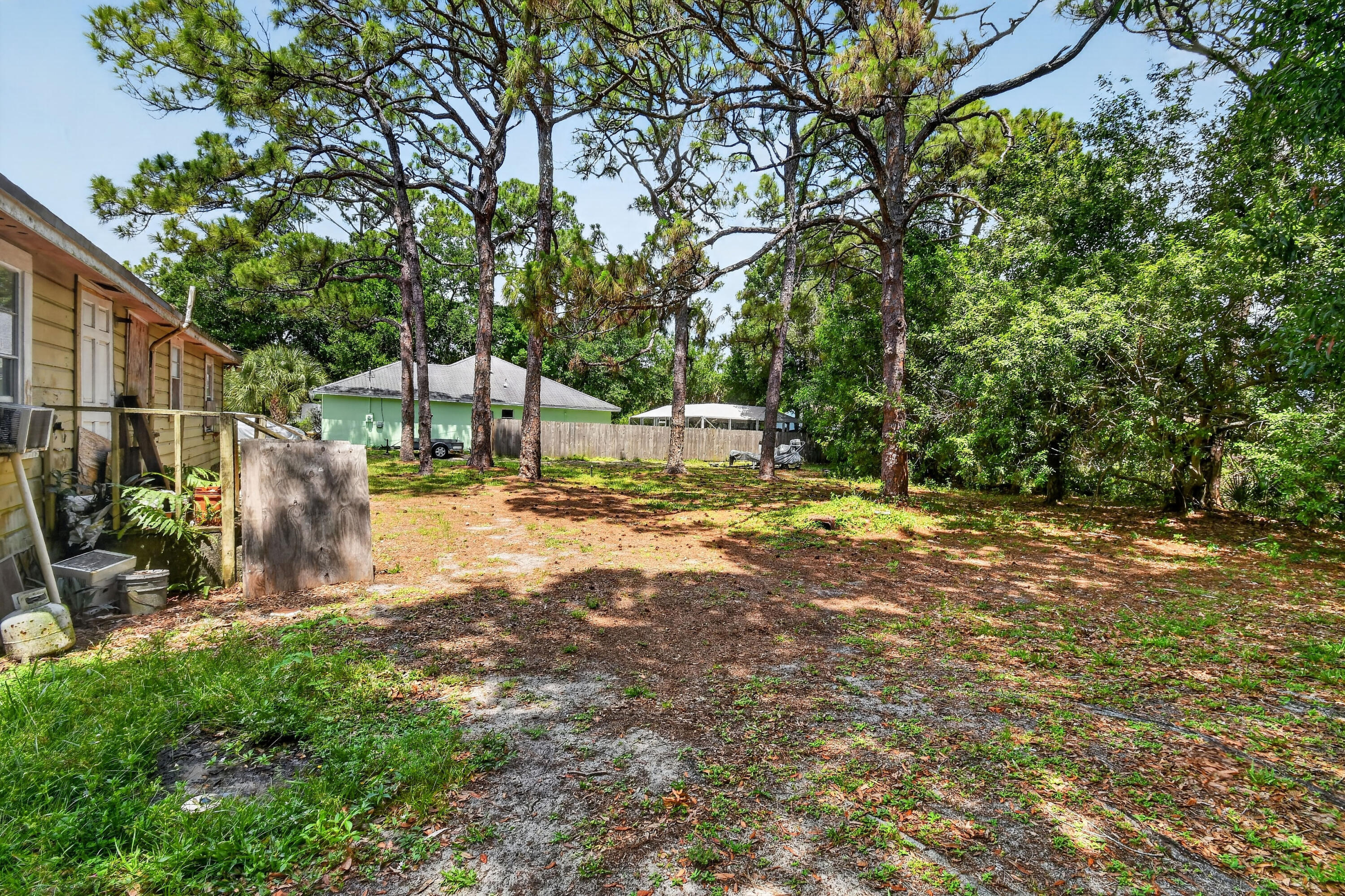 PALM GARDENS 1ST ADD - Residential