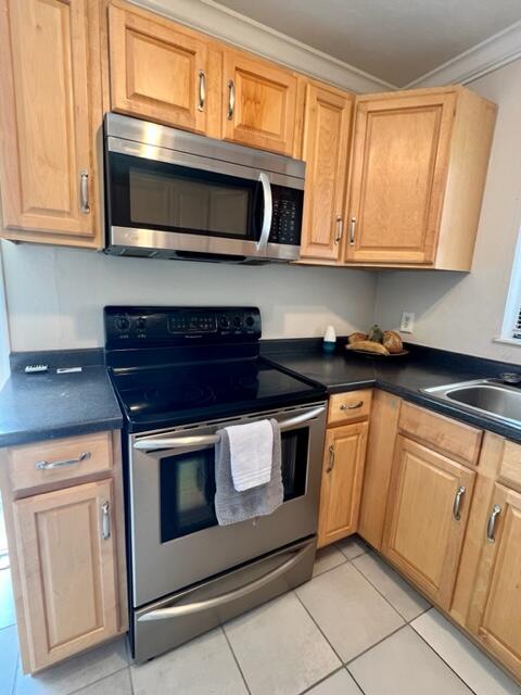 LAKE RIDGE - Residential Lease