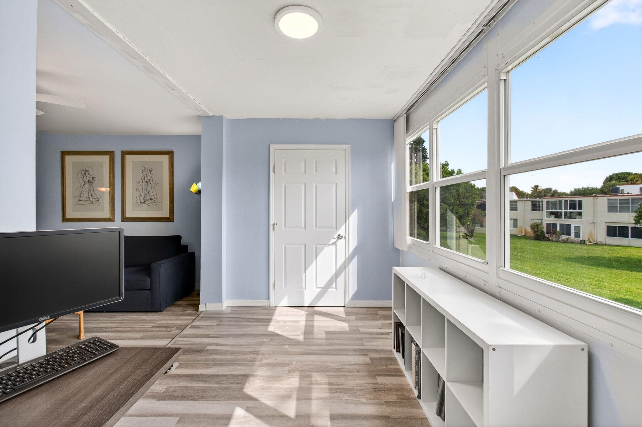 VILLAGES OF ORIOLE ABBEY CONDO - Residential