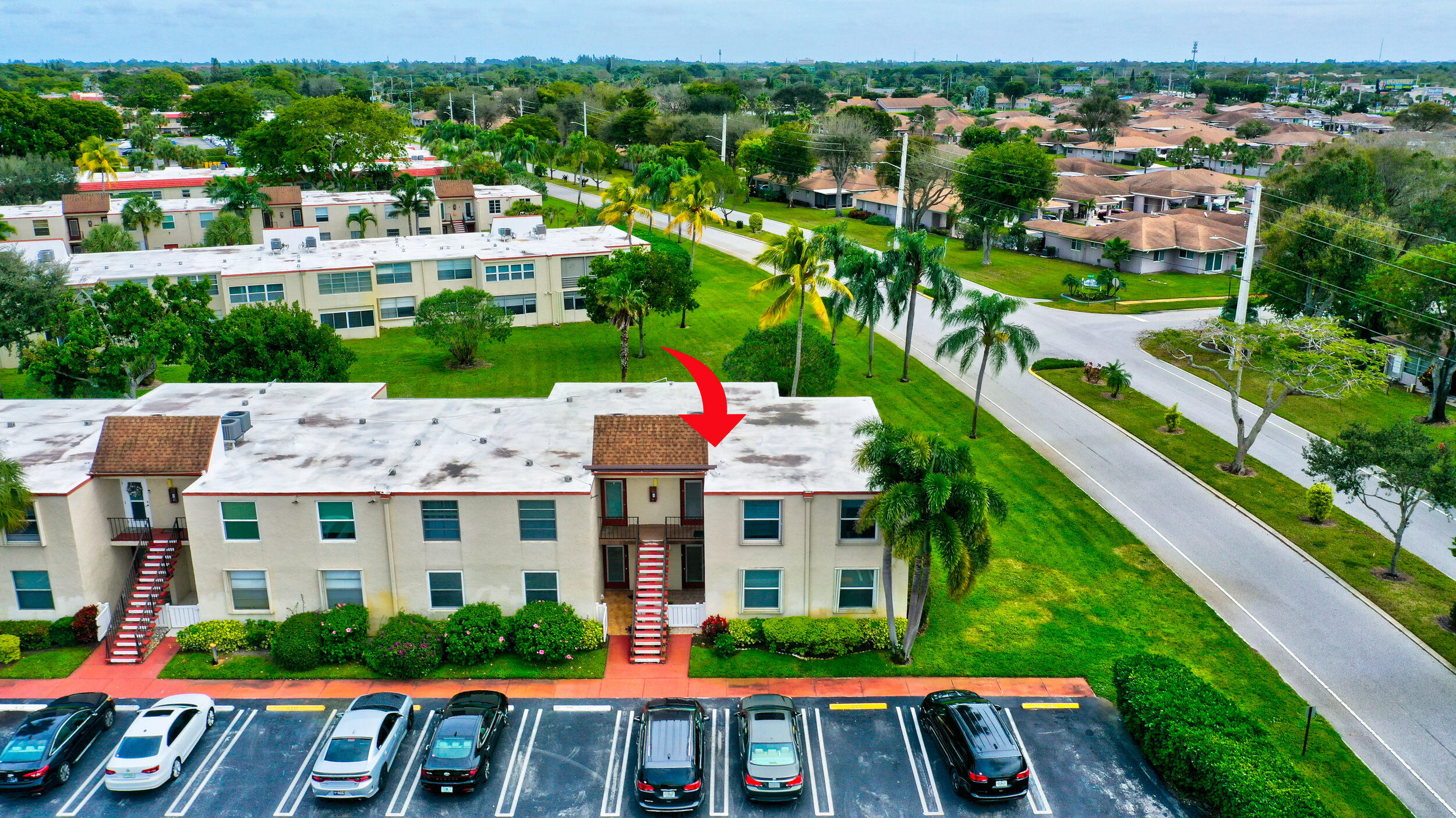 VILLAGES OF ORIOLE ABBEY CONDO - Residential