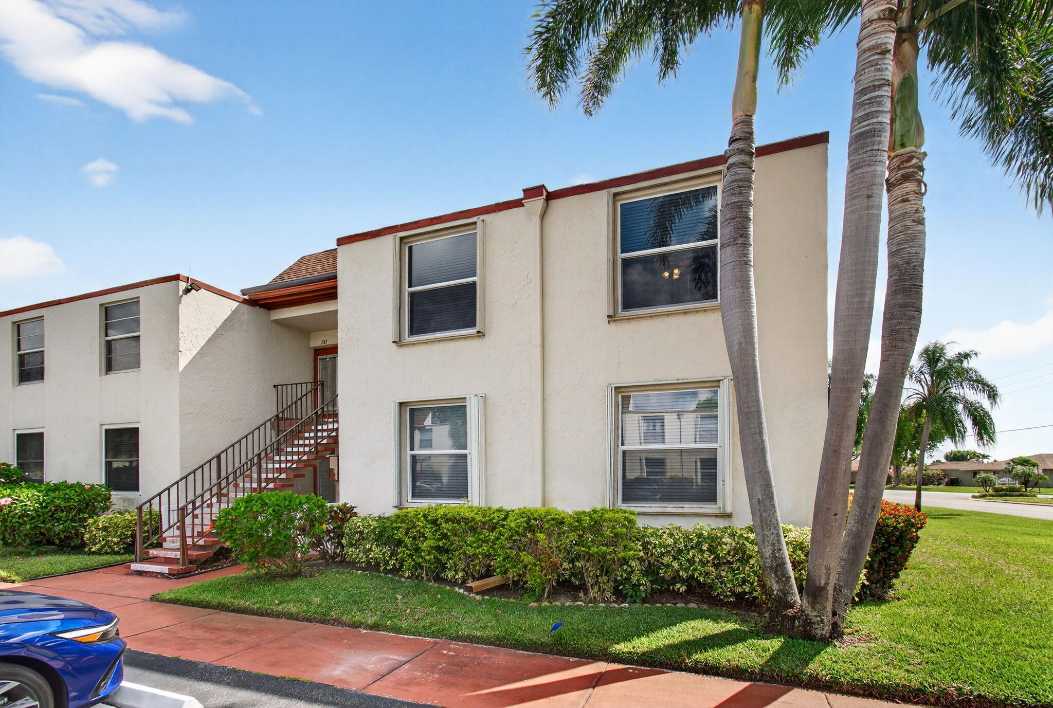 9 Willowbrook Lane 208