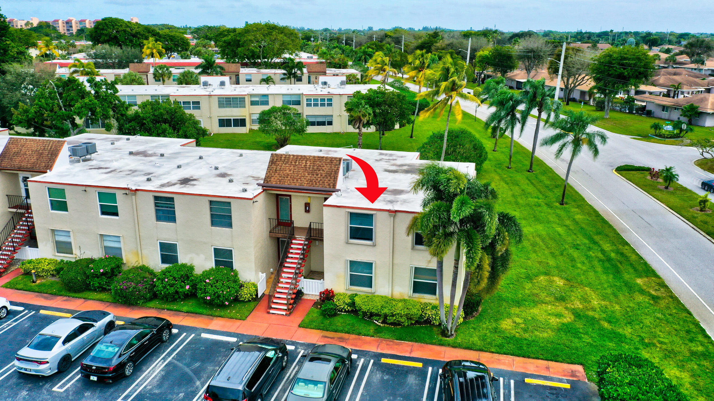 VILLAGES OF ORIOLE ABBEY CONDO - Residential