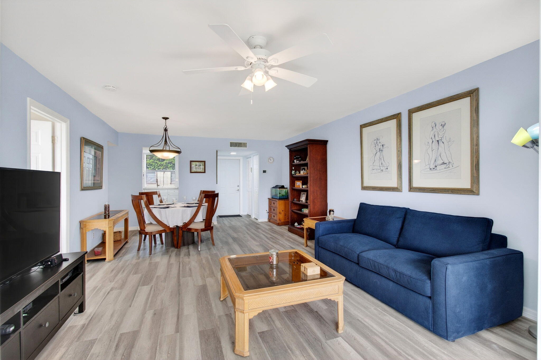 VILLAGES OF ORIOLE ABBEY CONDO - Residential