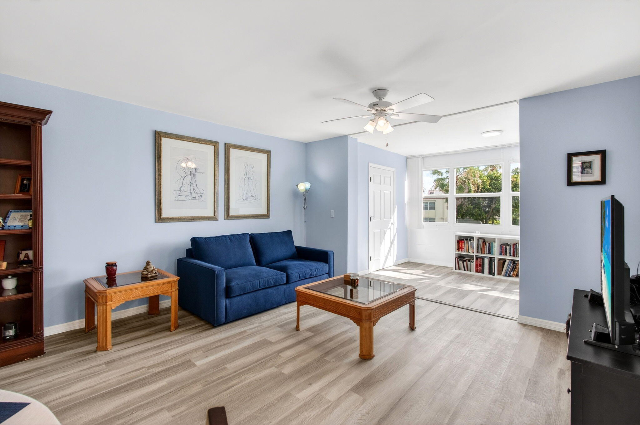 VILLAGES OF ORIOLE ABBEY CONDO - Residential