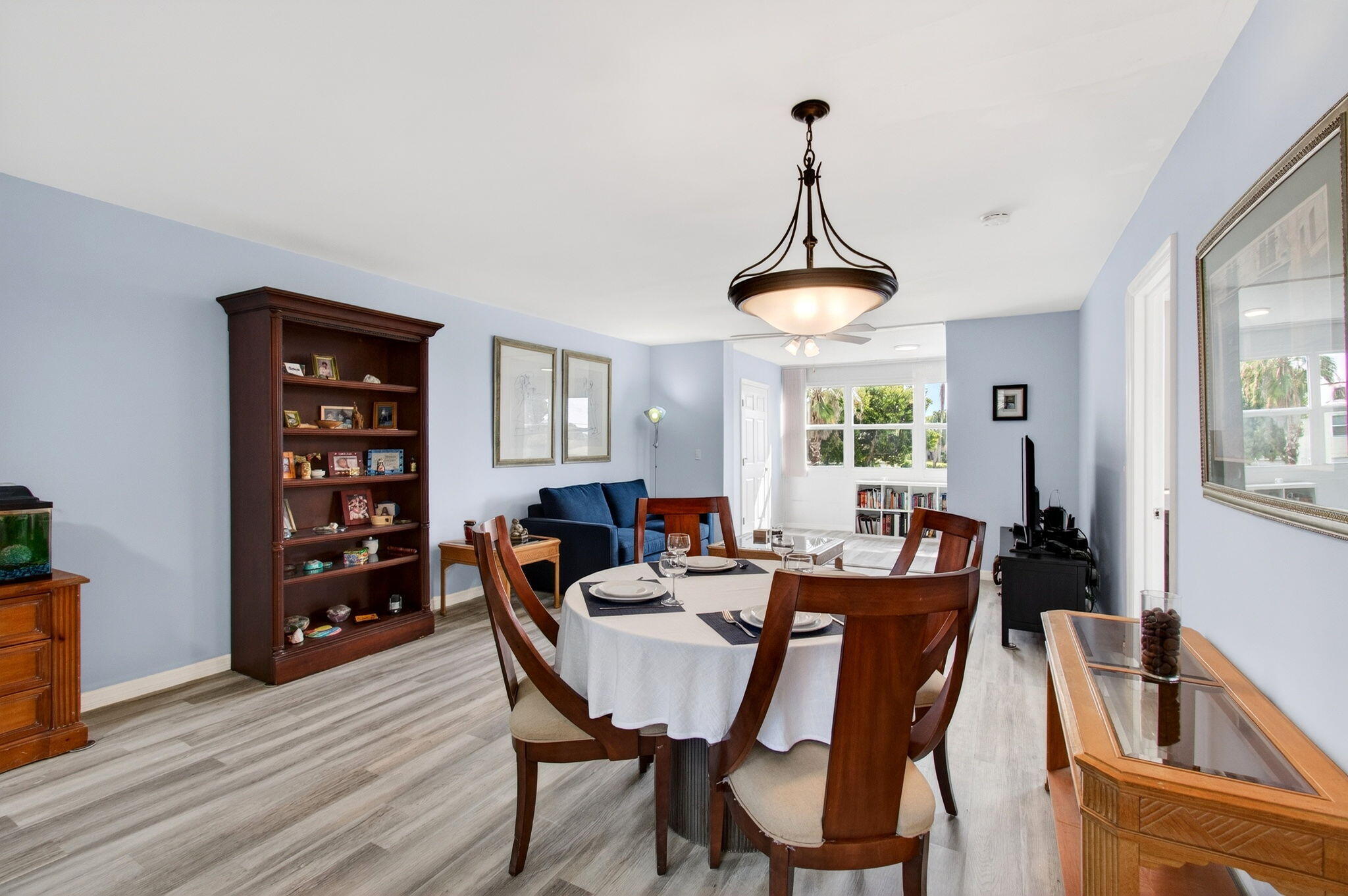 VILLAGES OF ORIOLE ABBEY CONDO - Residential