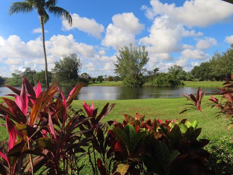Tiny photo for 5558 Parkwalk Circle E, Boynton Beach, FL 33472 (MLS # B26021123)