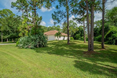 A home in Loxahatchee