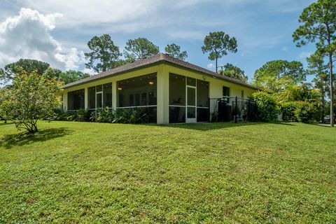 A home in Loxahatchee