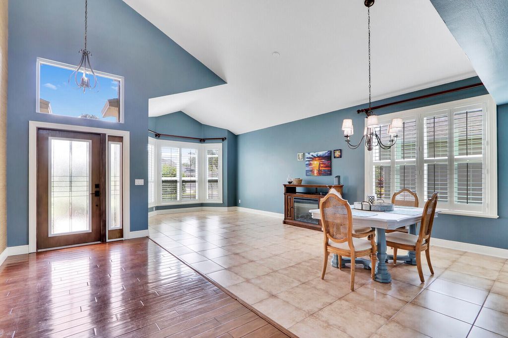 Photo of 3450 SW Islesworth Circle, Palm City, FL 34990 (MLS # R10977838)