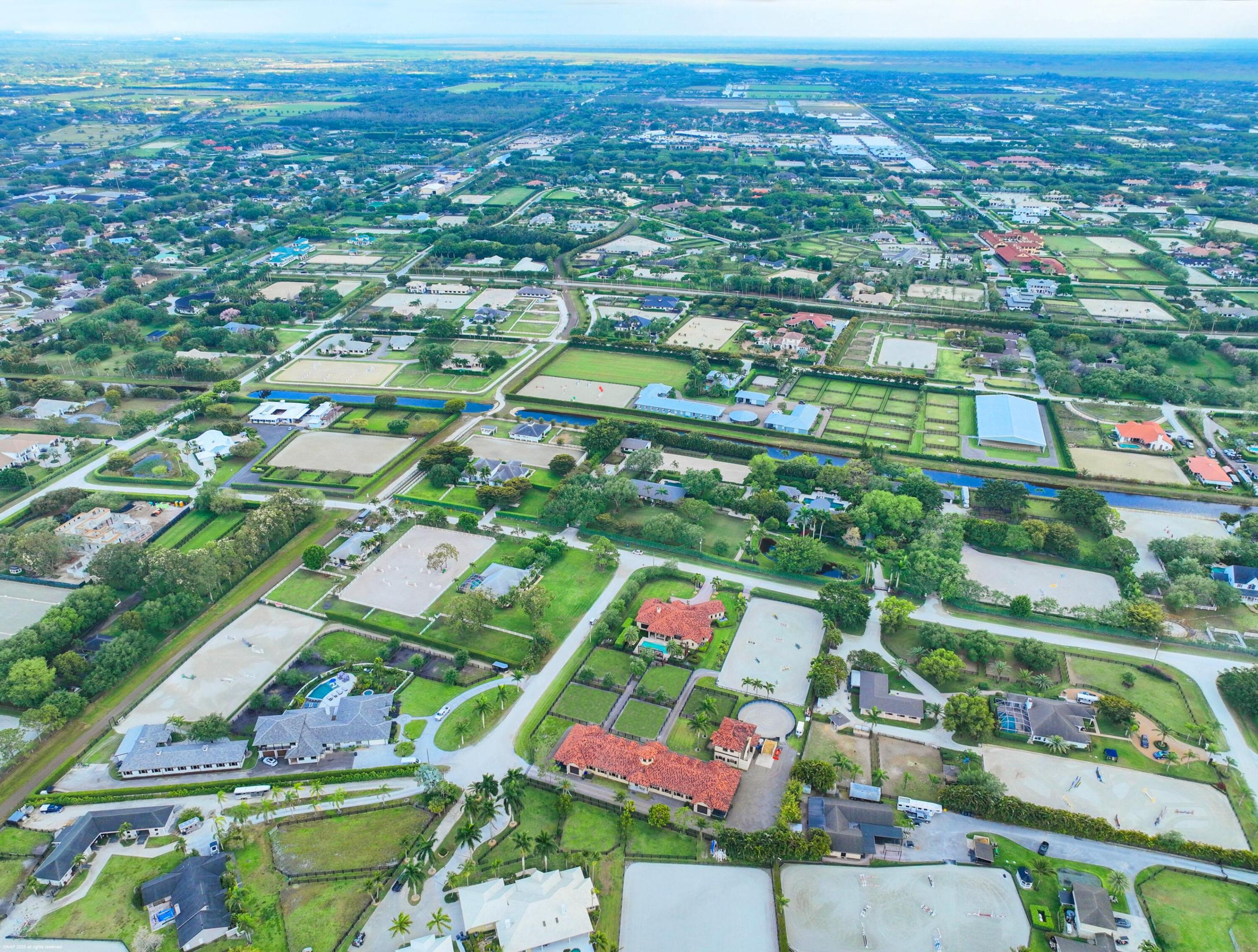 SADDLE TRAIL PARK OF WELLINGTON - Residential