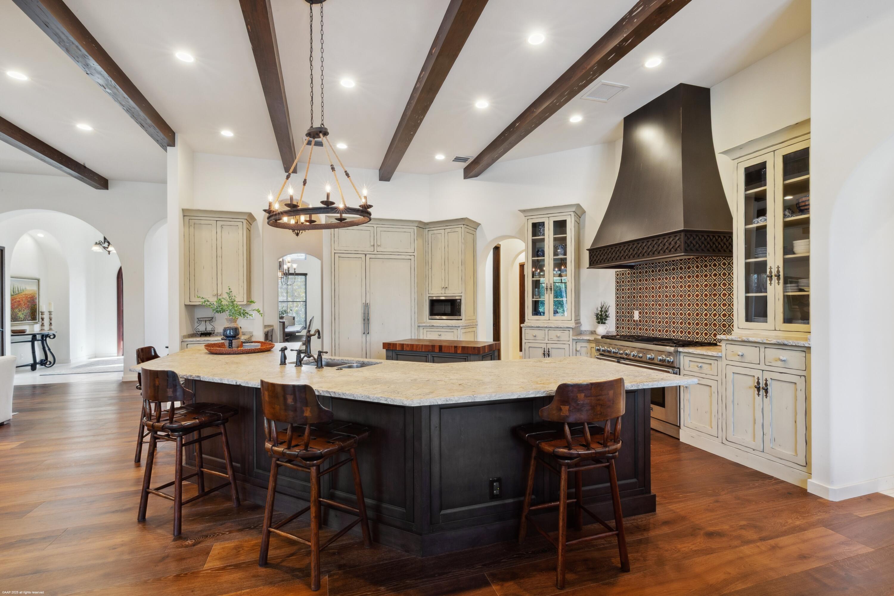 SADDLE TRAIL PARK OF WELLINGTON - Residential