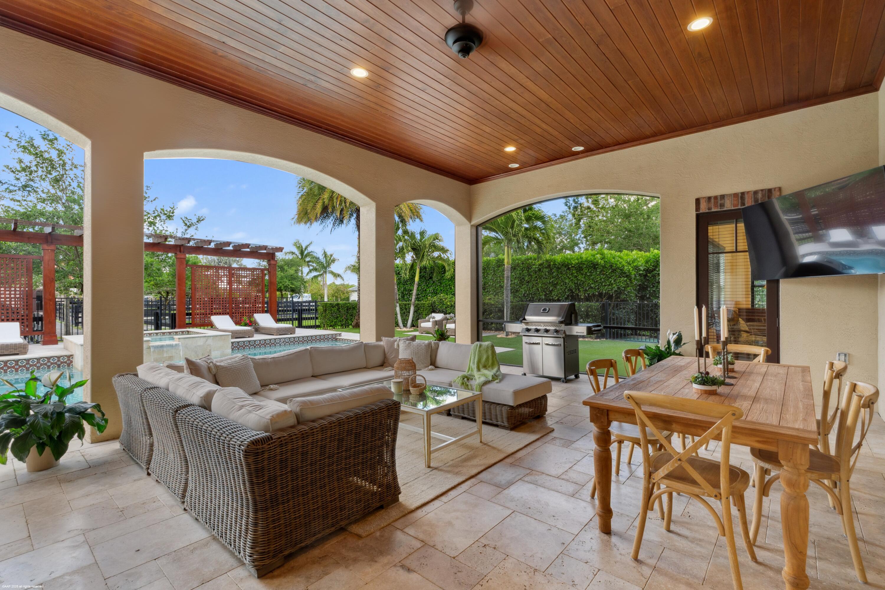 SADDLE TRAIL PARK OF WELLINGTON - Residential