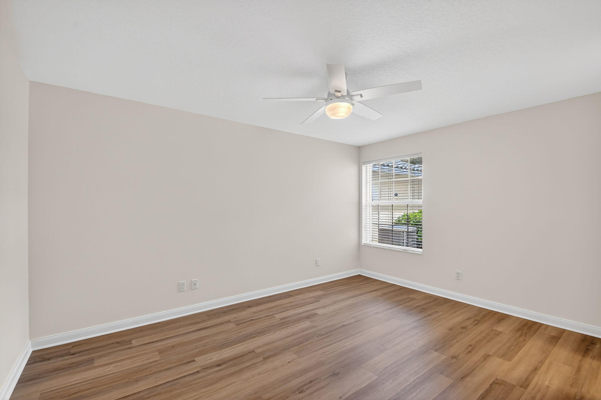 VILLAGEWALK OF WELLINGTON 4 - Residential