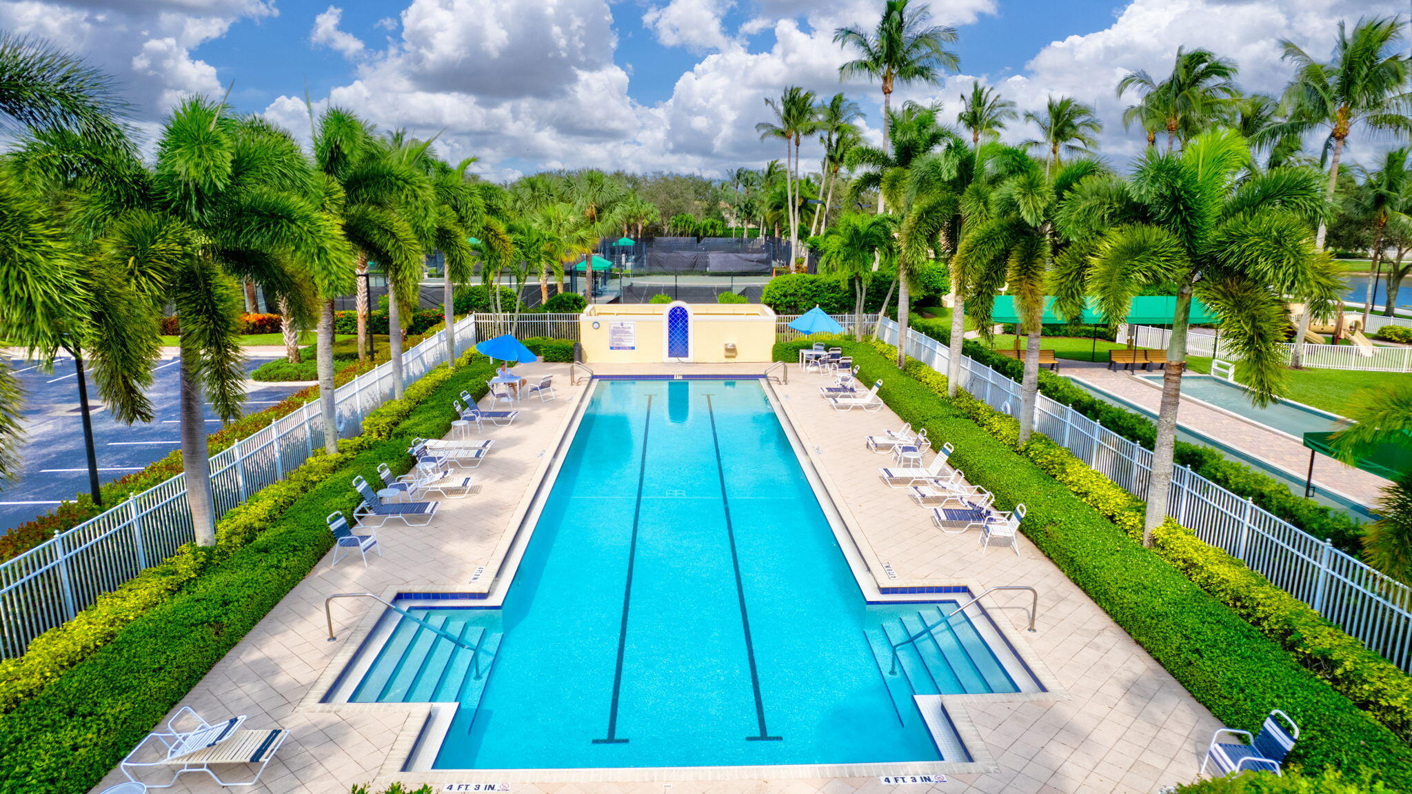 VILLAGEWALK OF WELLINGTON 4 - Residential