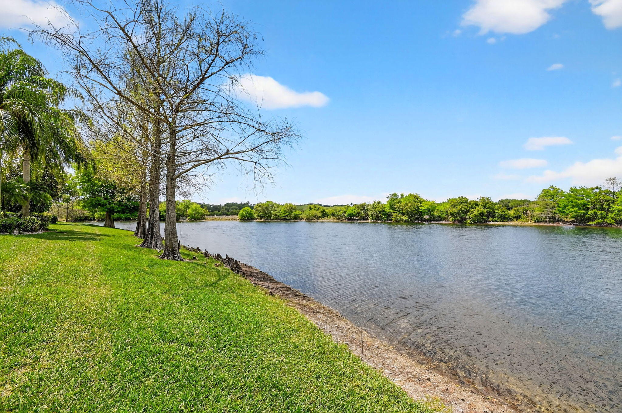 VILLAGEWALK OF WELLINGTON 4 - Residential