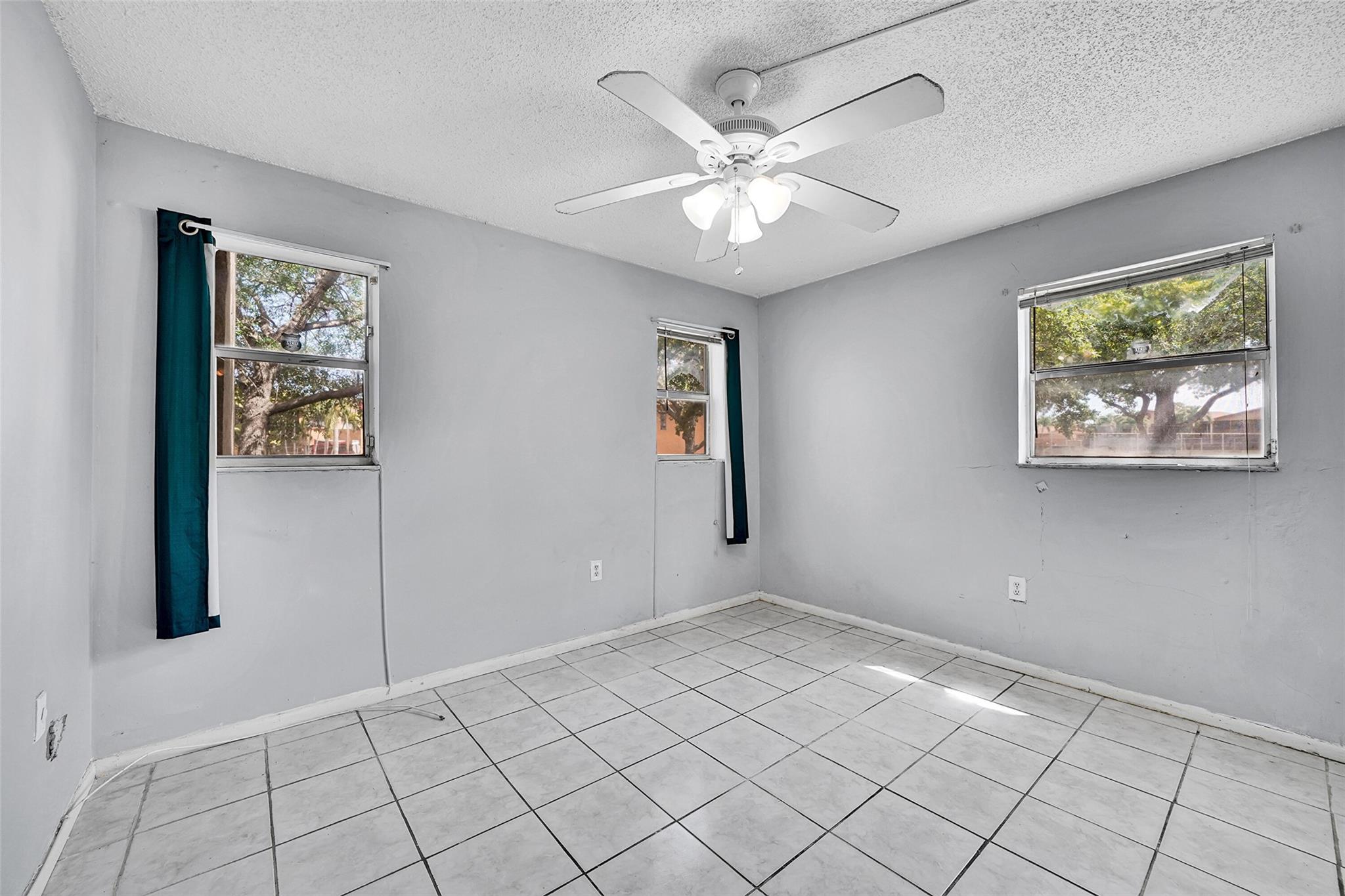 Sunrise Lakes Phase I - Residential