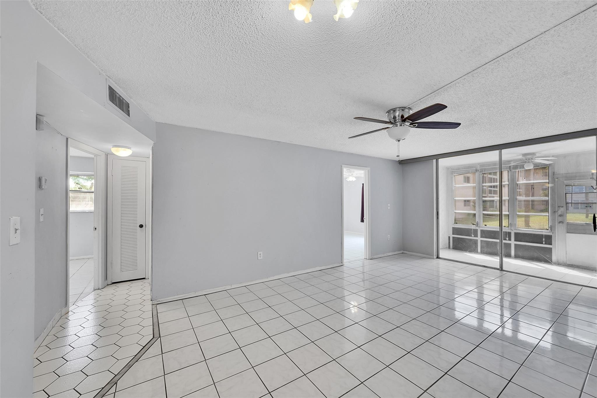 Sunrise Lakes Phase I - Residential