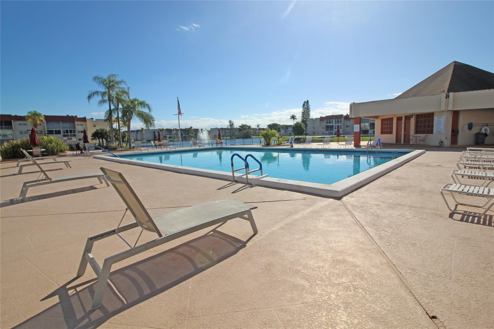 Sunrise Lakes Phase I - Residential