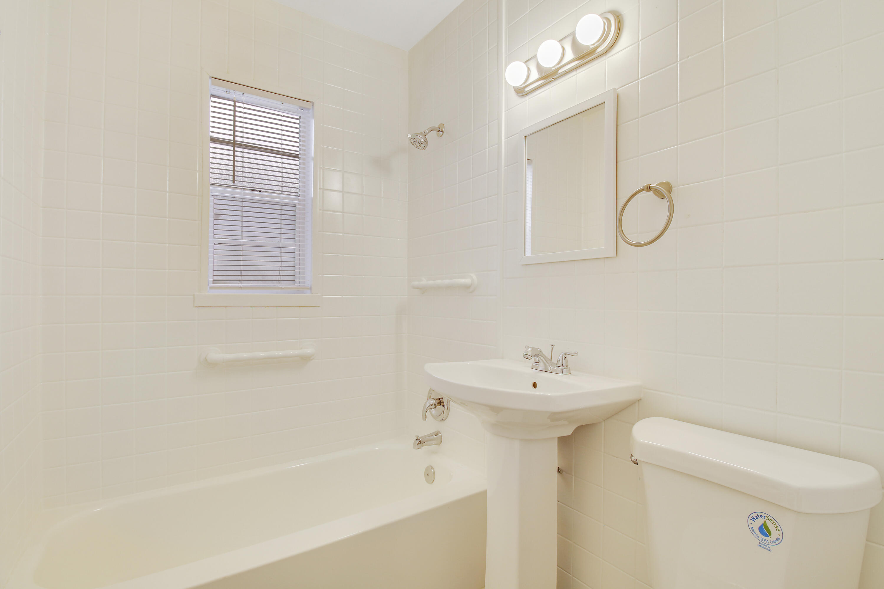 GREENACRES 2 - Residential