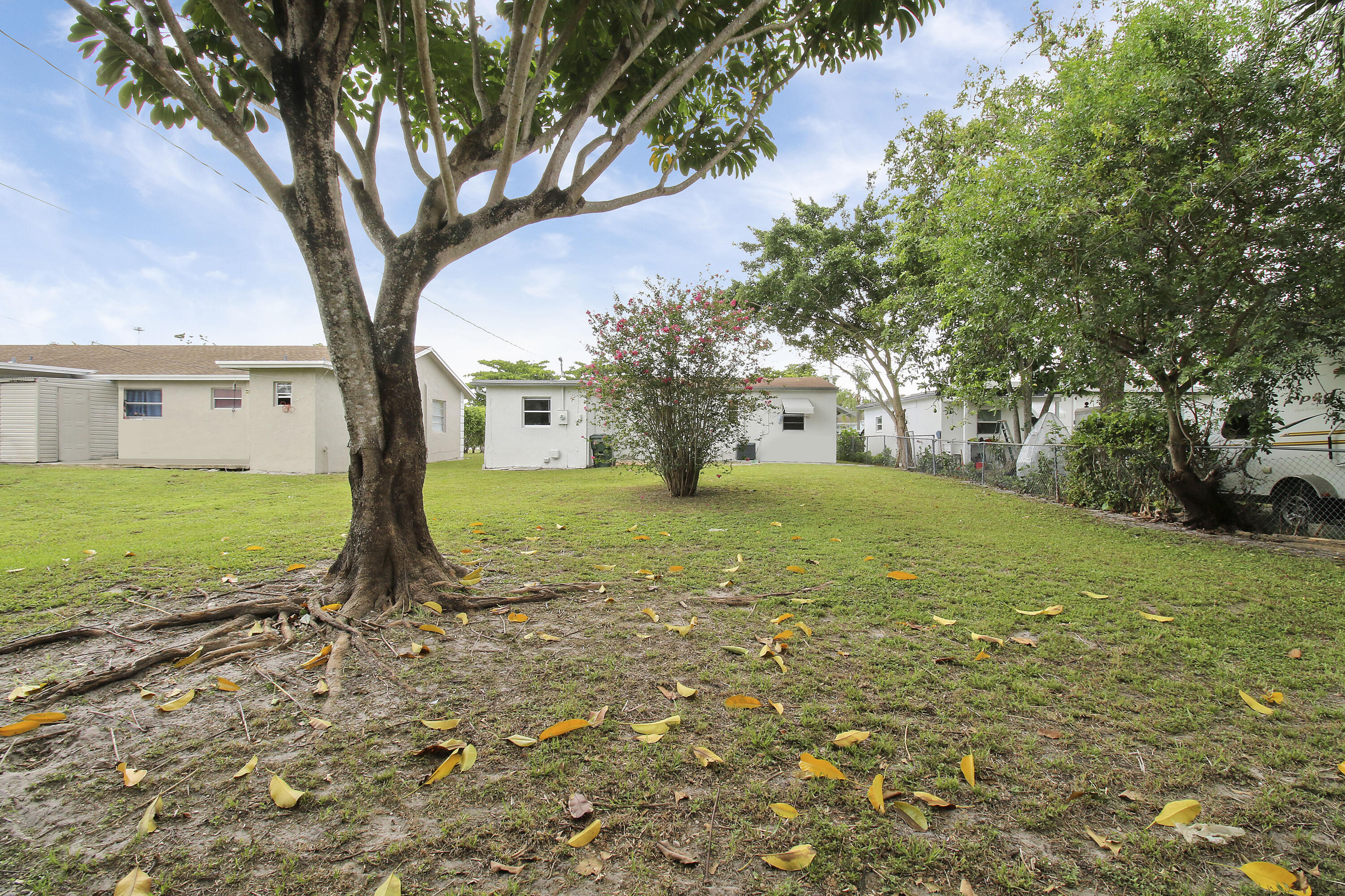GREENACRES 2 - Residential