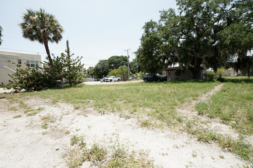 This is an excellent location... close to downtown Fort Pierce and just off Orange Ave. It will make a perfect spot to purchase and hold for an investment or develop in a  nice residential property.