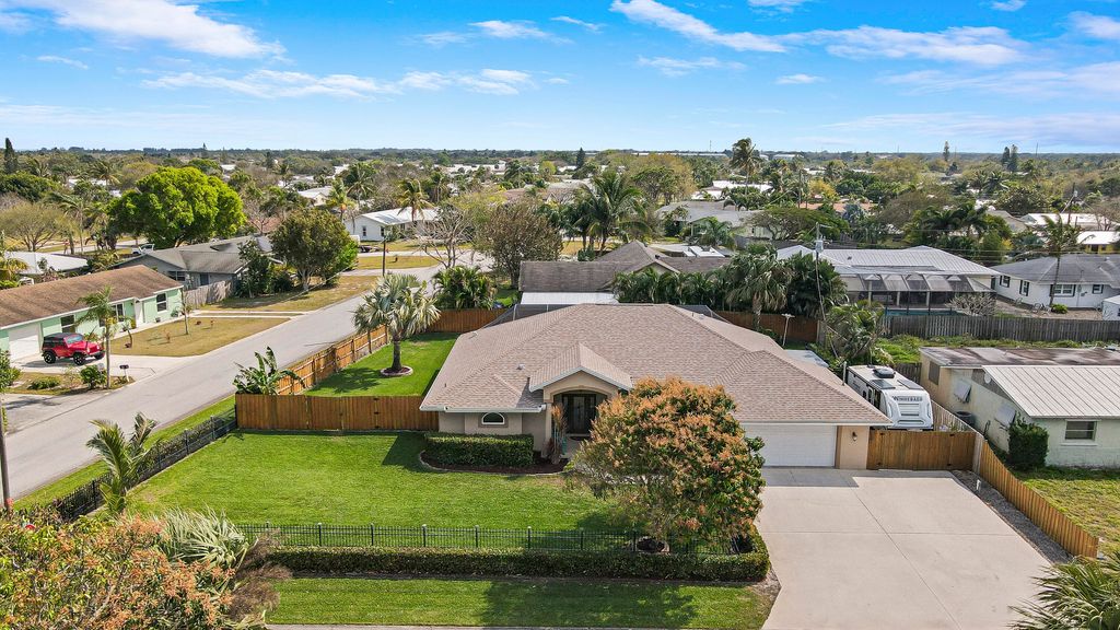 Photo of 7436 SE Craig Street, Hobe Sound, FL 33455 (MLS # R10963536)