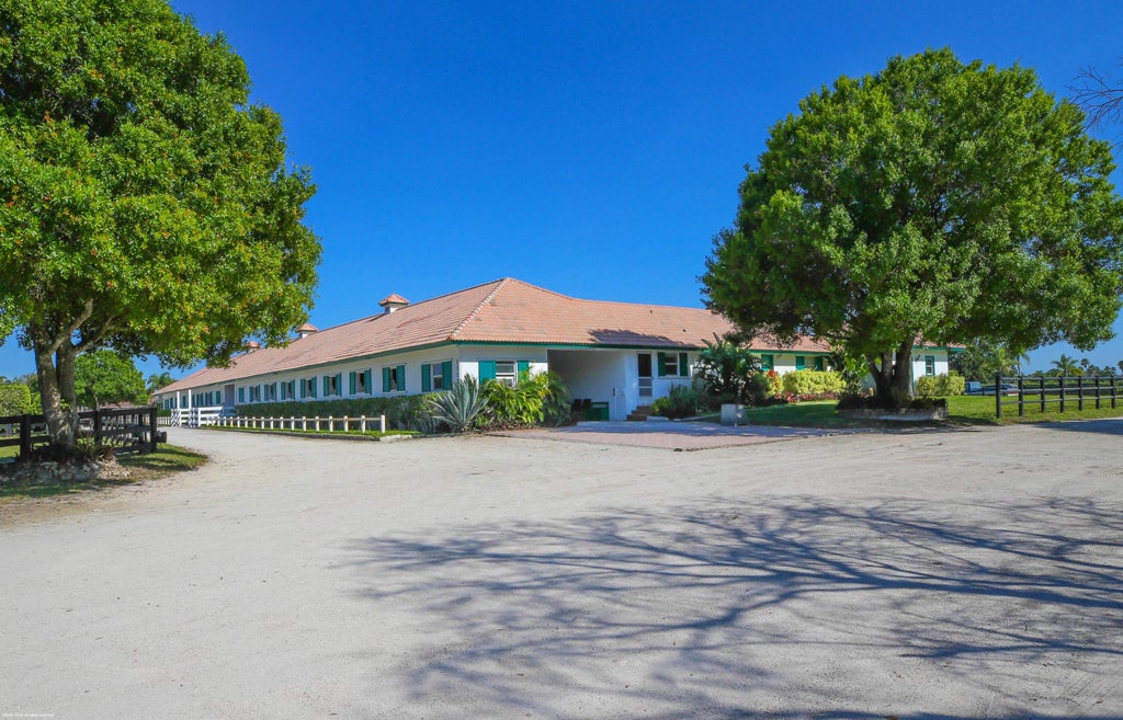 Photo of 13122 52nd Place S, Wellington, FL 33449 (MLS # B26076104)