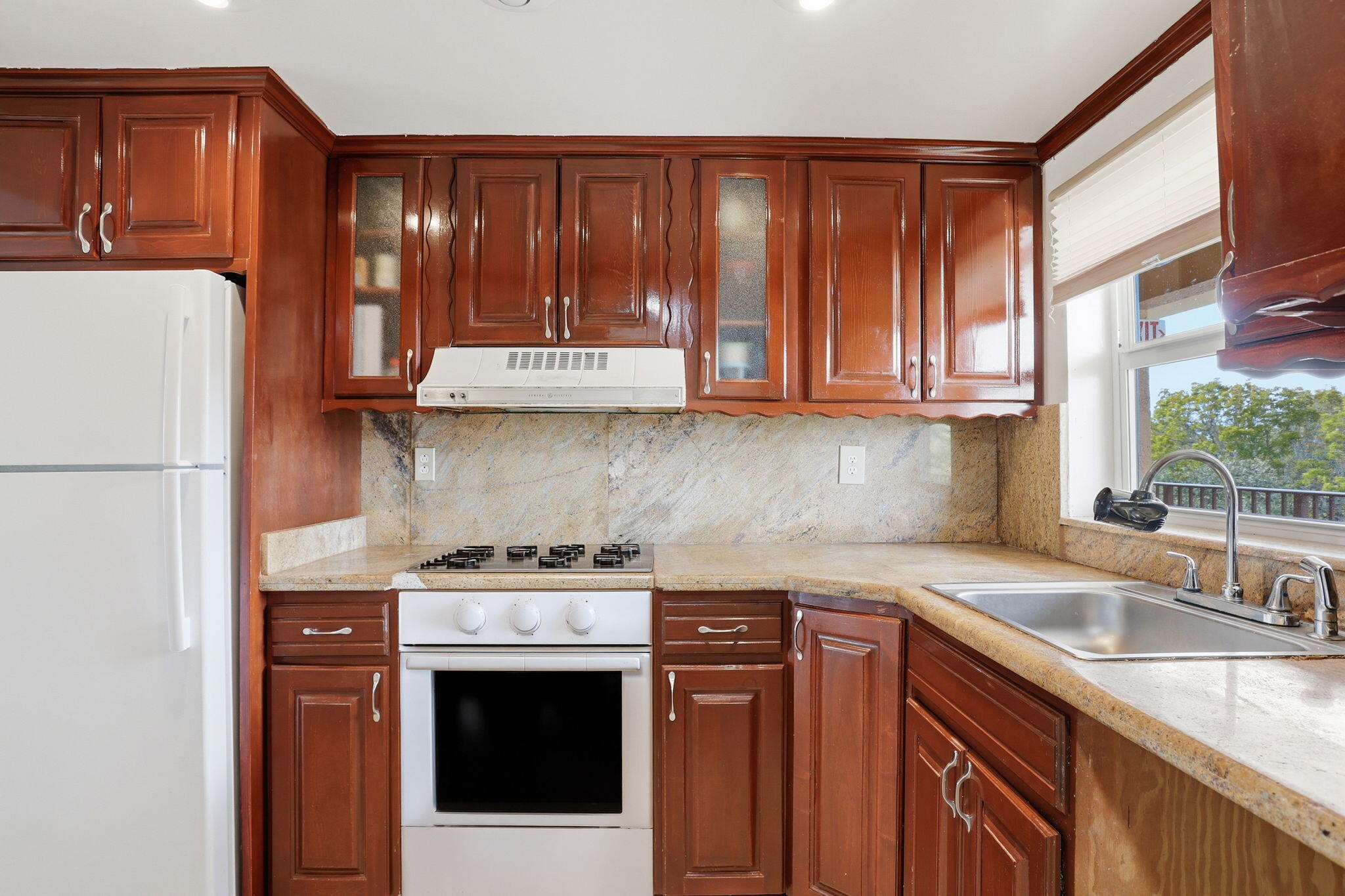 GARDENS AT LAUDERHILL CONDO - Residential